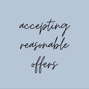 Open to reasonable offers! 🛍
